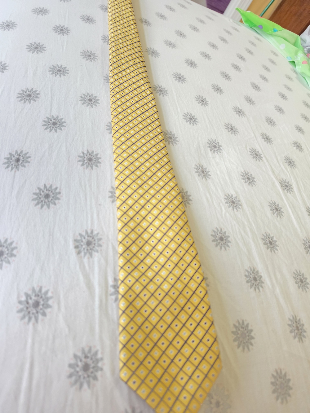 Stafford Yellow Diamond-Grid Men's Tie